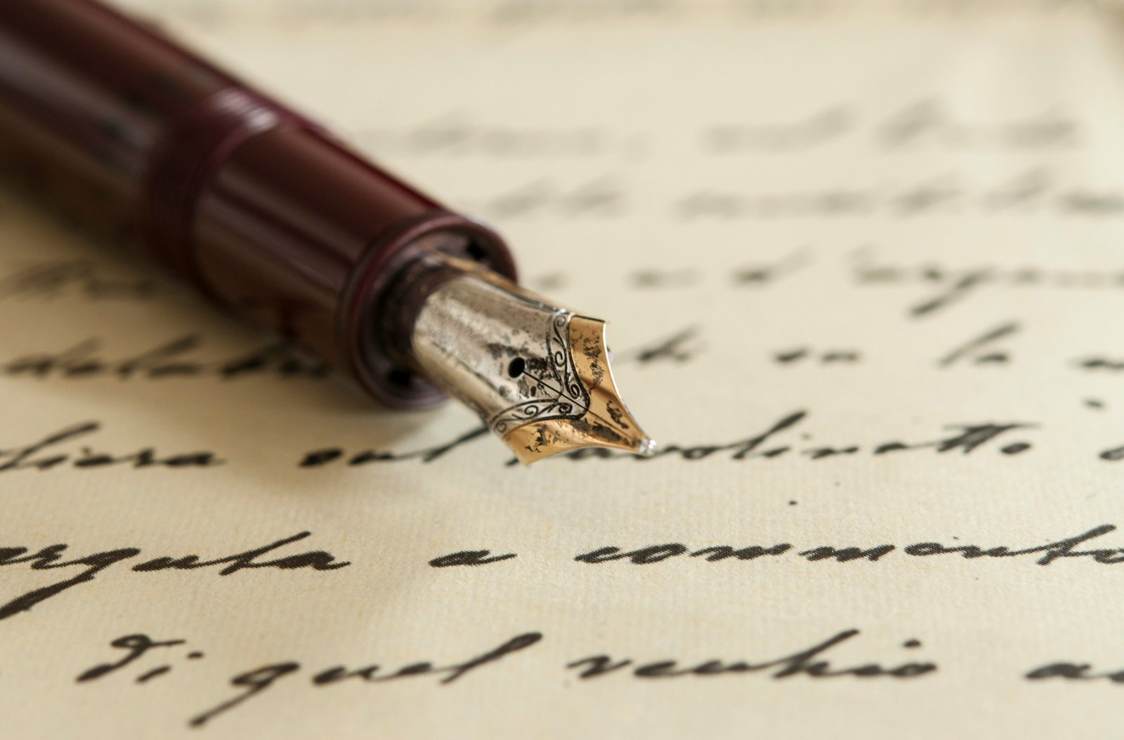 Governance zonder ruis: waarom heldere taal de basis is van goed bestuur